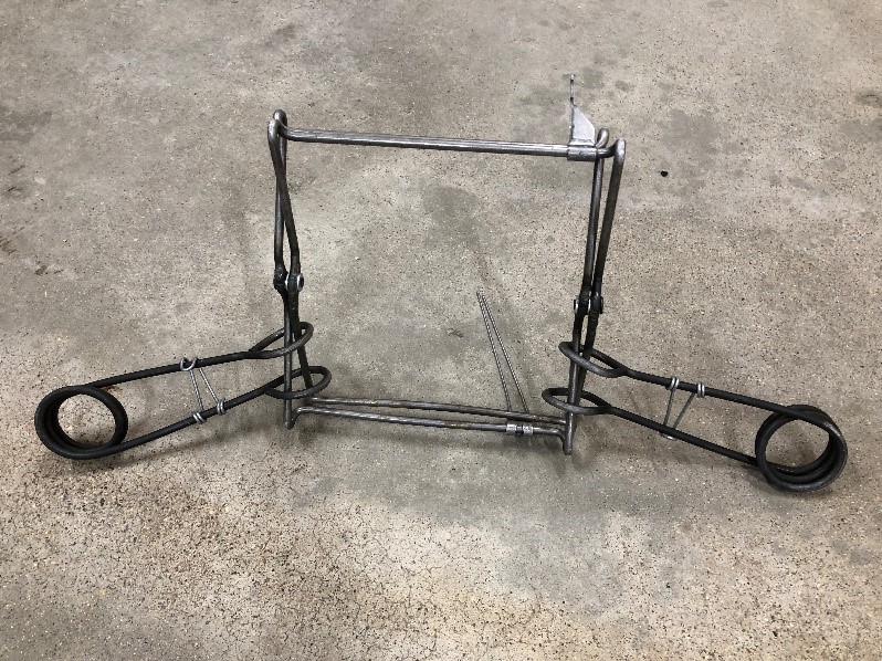 Body hold trap